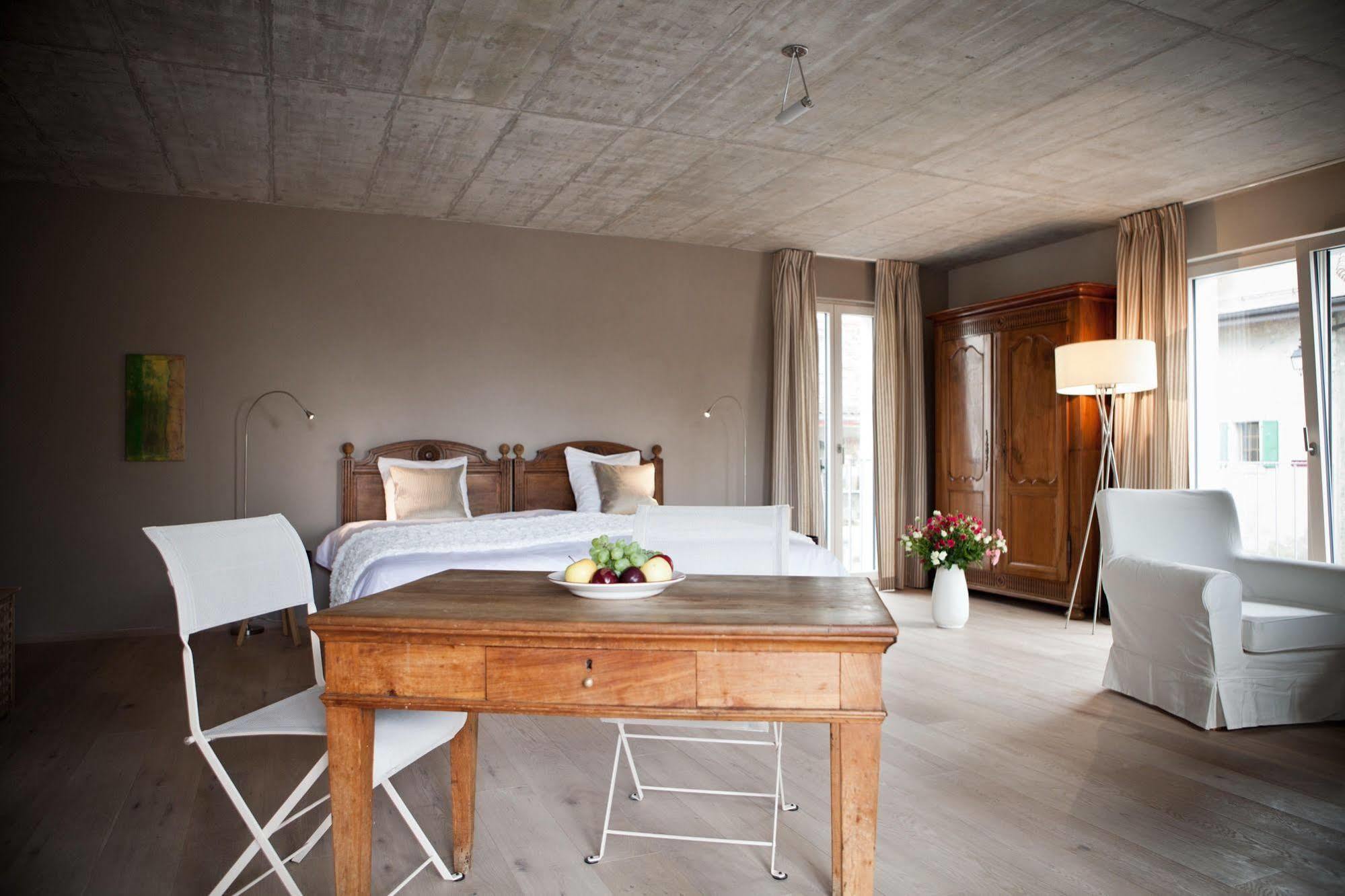 Le Coq Chantant Studios D'Hotes & Boutique Hotel St-Livres Saint-Livres Exteriör bild